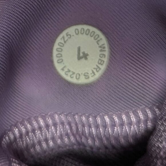 NWOT Lululemon Limited Edition Tie-Dyed Size 4 - Picture 9 of 16